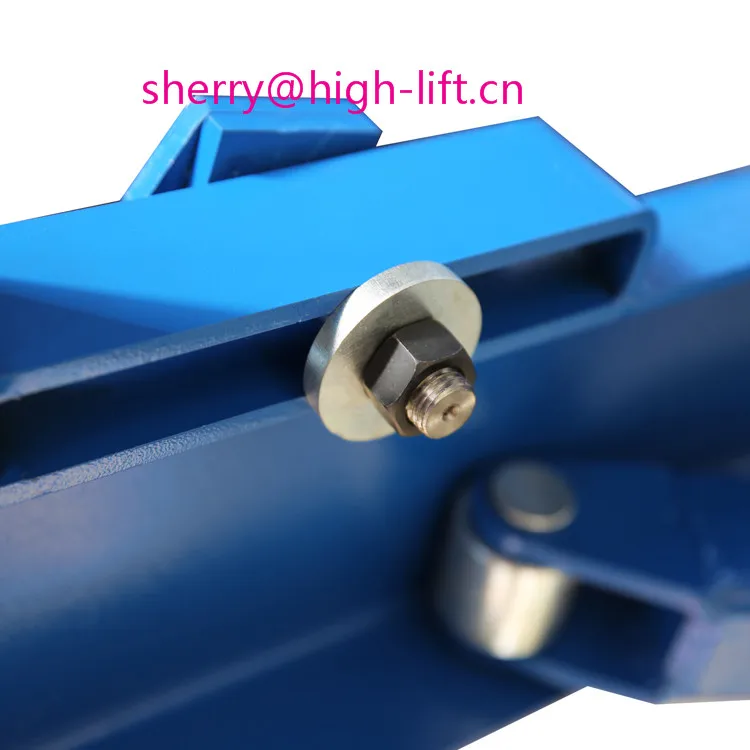 YL628    China best Seller Small  Car hoist  Hydraulic Scissor Car hoist with CE/2800kgs