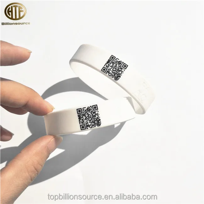 Wholesale custom rubber silicone slim id kids bracelet with QR CODE