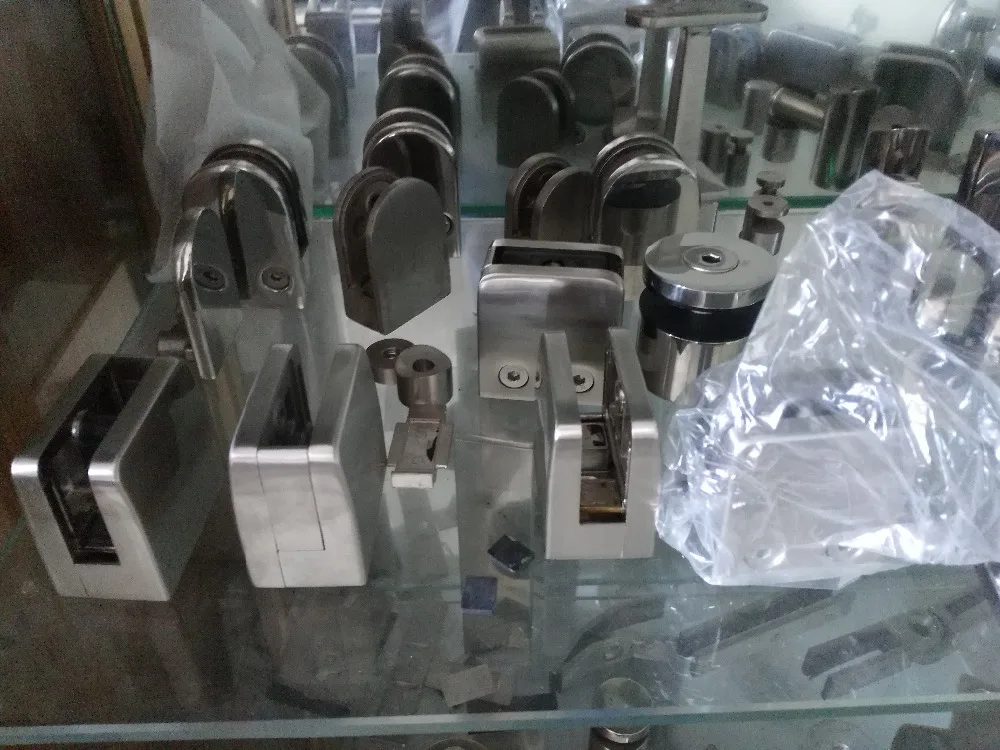 
Stainless Steel Mirror Polishing Glass Fittings 