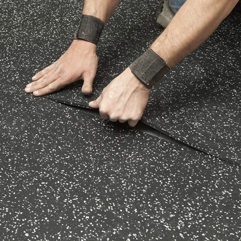 Напольное покрытие из черной резины EPDM