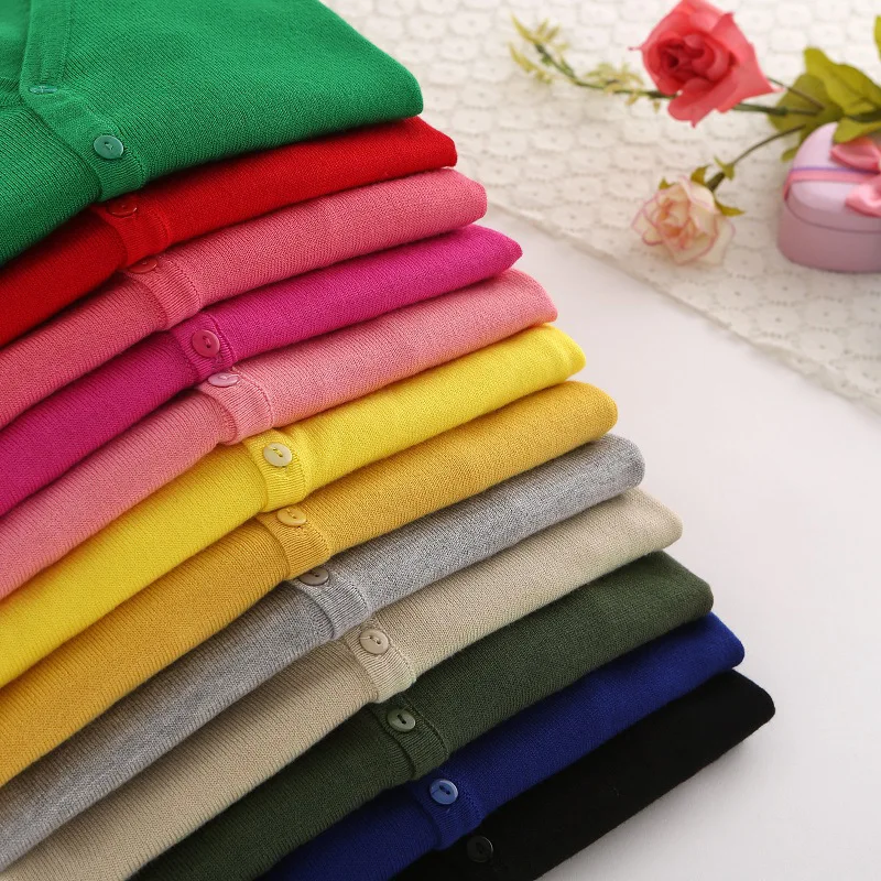 Wholesale mercerized cotton solid color buttoned cardigan lady air-con room wear thin basic v neck 12GG cardigan sweater women