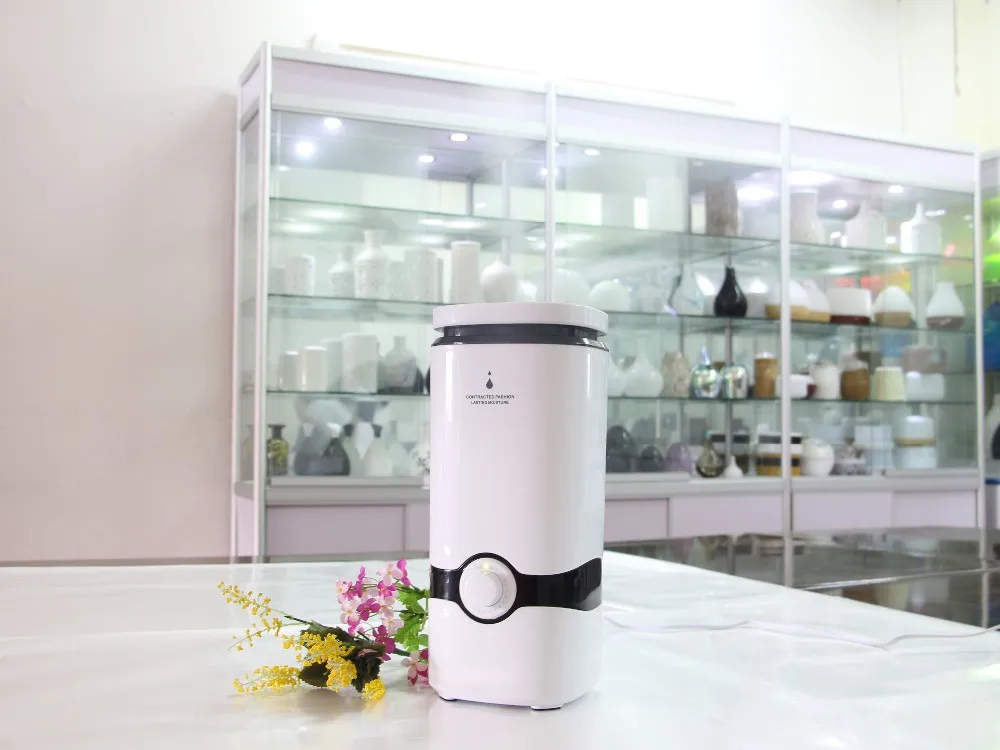 4.5L water tank top filling water 300ml/H ultrasonic air humidifier