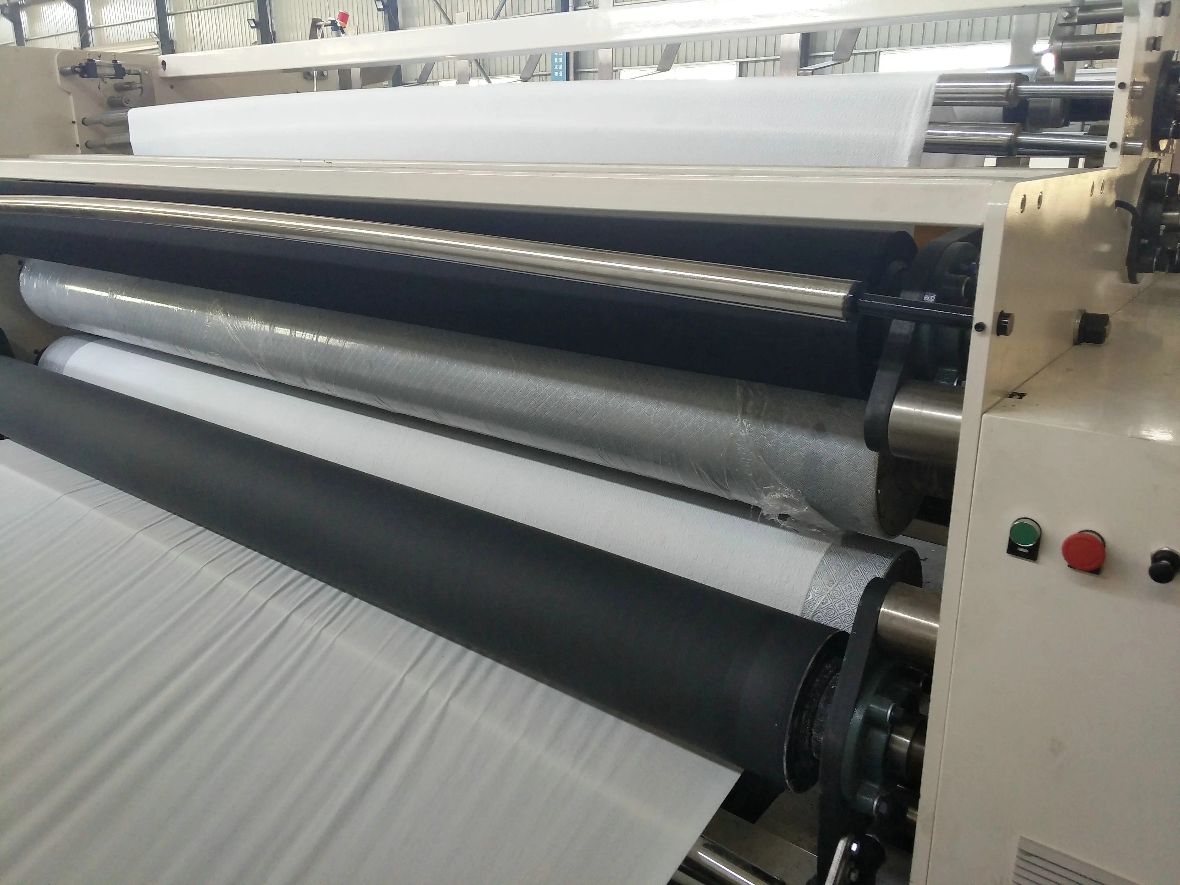 
China manufacturer small toilet tissue paper making machine 