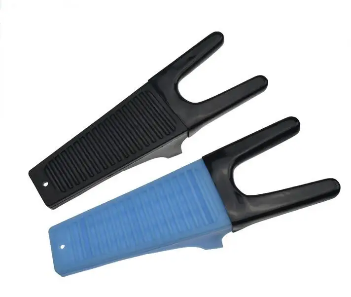 Пластиковый домкрат для ботинок