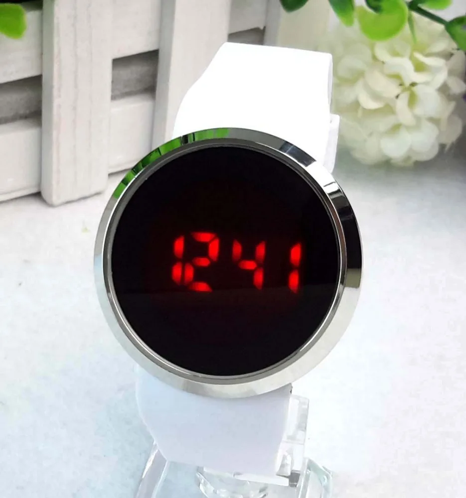 2018 Promotional Man or Lady Round Touch Screen Silicone LED watch mirror watch