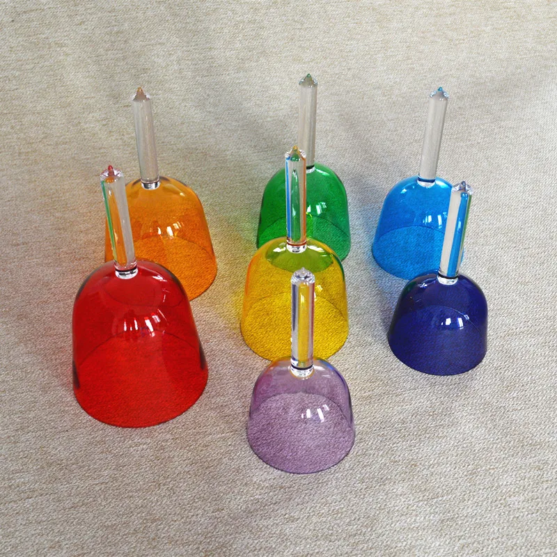 
HF Wholesale chakra tuned crystal singing bowl set sound healing Clear colorful hand held crystal singing bowl with handle 