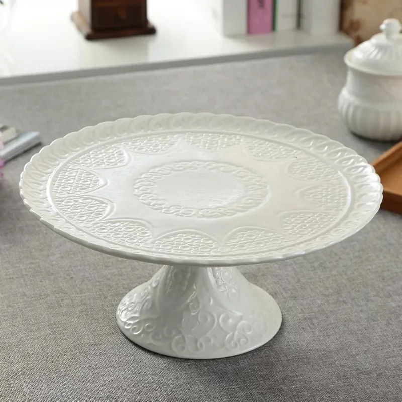 Wholesale Tall Glass Pedestal Cupcake Cake Stand For Wedding With Cloche Cover