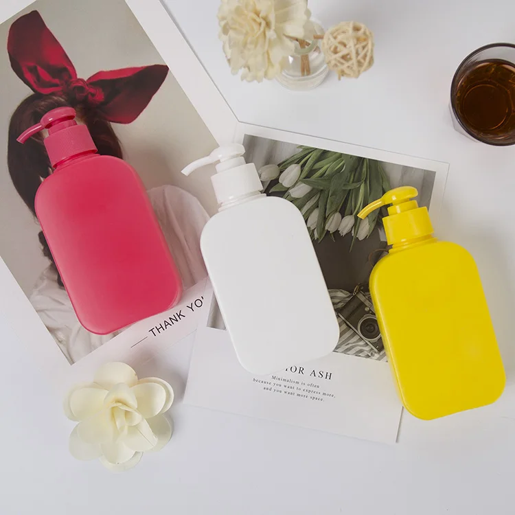 250ml HDPE plastic yellow pink white lotion bottle for cosmetic with pump dispenser