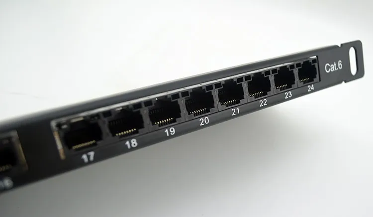 0.5U LY-PP6-41 High Quality Cat6 UTP 24 Ports Patch Panel