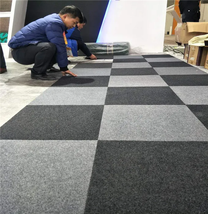 factory in china   carpets tiles with pvc backing