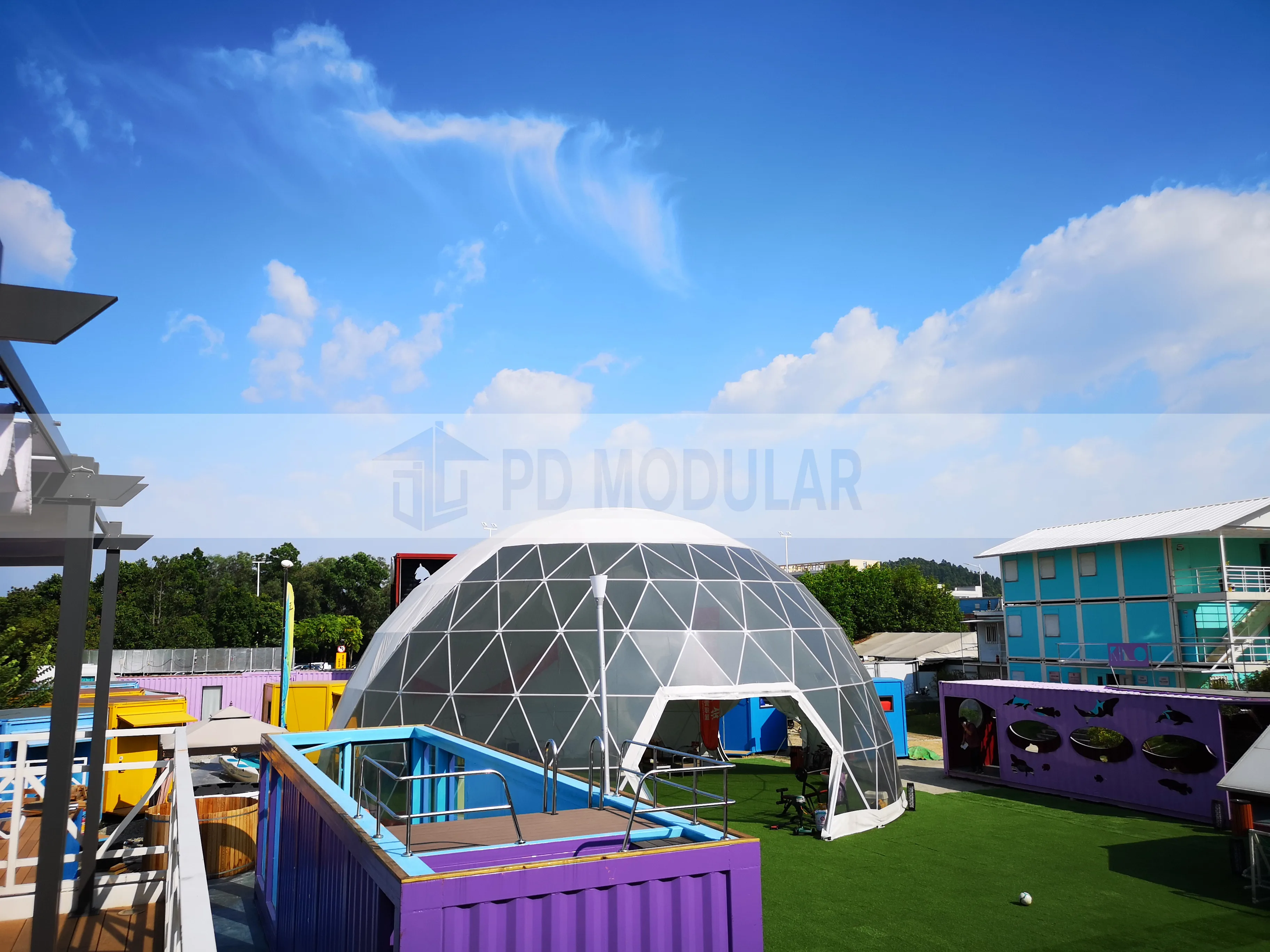 Prefab Modular Luxury Well-Done Outdoor Container Swimming Pool with Surfing System and Fiberglass