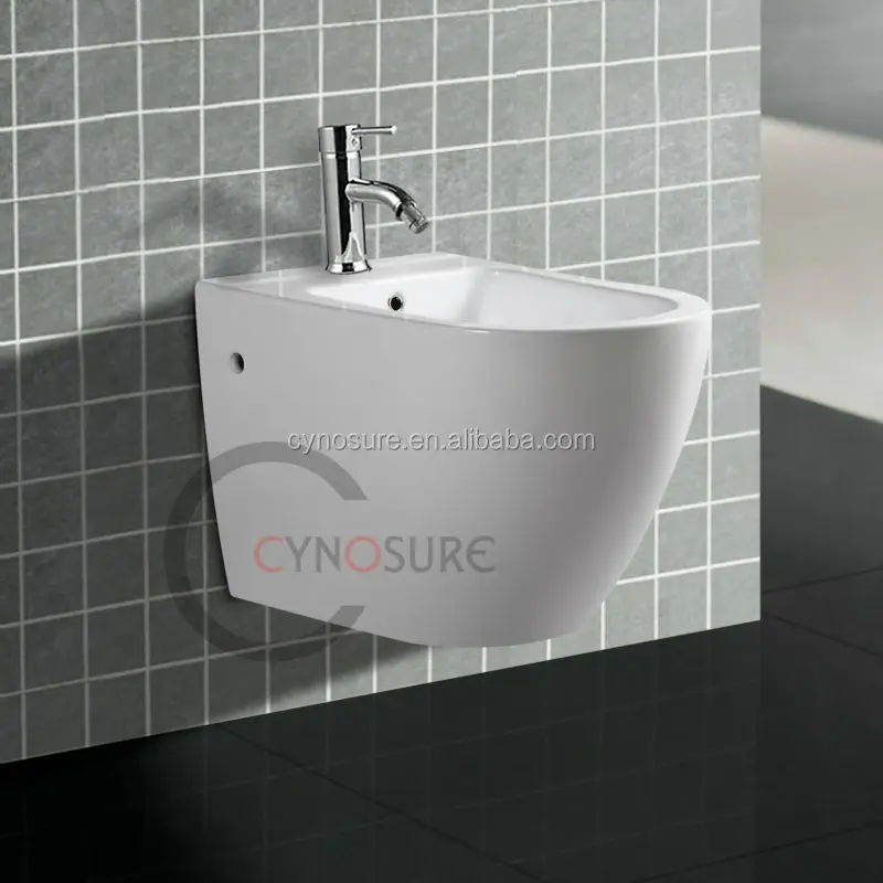 China High Quality Piss WC Toilet Floor Mounted Ceramic Bathroom Toilet Water Closet One Piece Commode Toilet WC