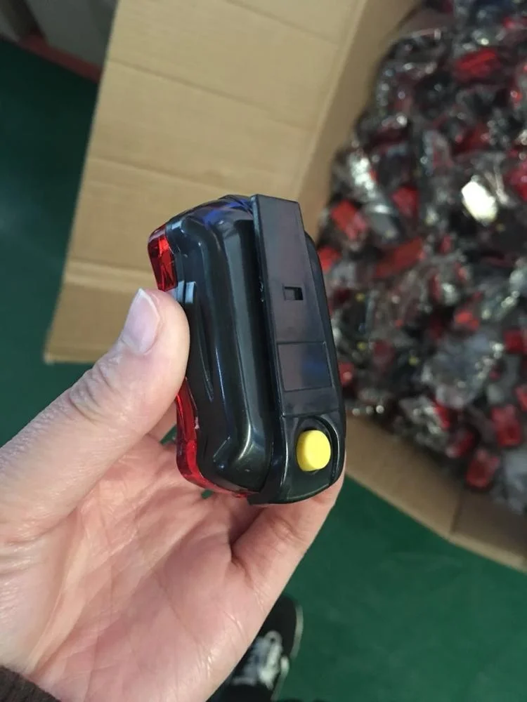 New LED Flashing Shoulder Lamp and Light