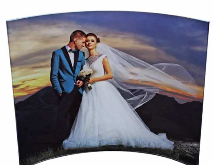 Clear Acrylic Curved Photo Frame Magnet Picture Frame Mounted Double