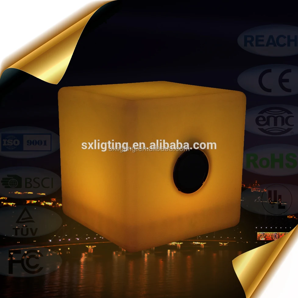 20*20*20cm Dual Speaker / LED Color Change Dual Speaker