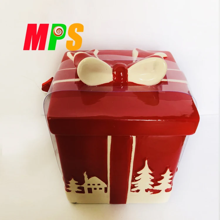 Повседневное пряничное печенье в керамической банке