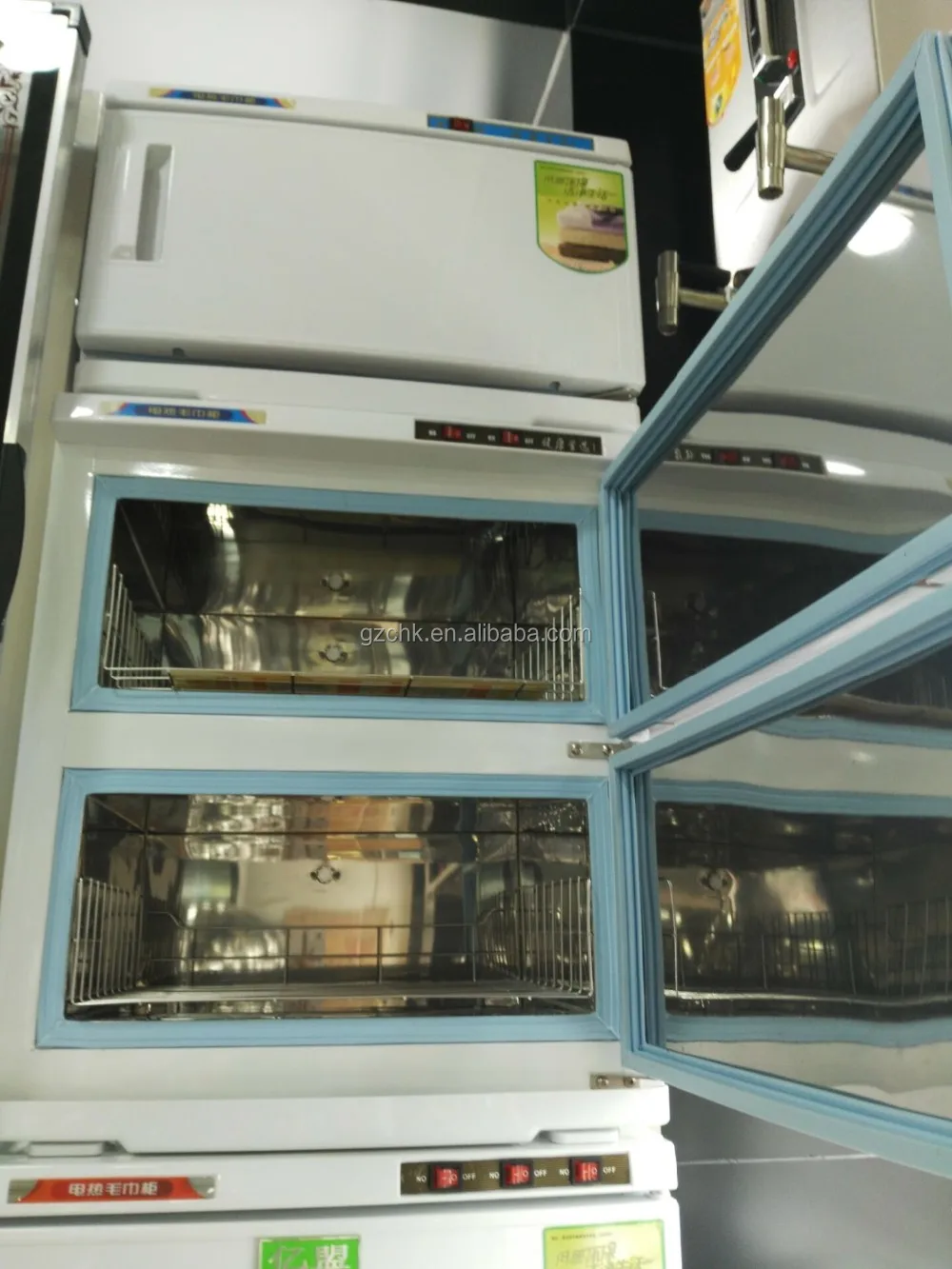 2 door towel disinfection cabinet / restaurant UV towel warmer