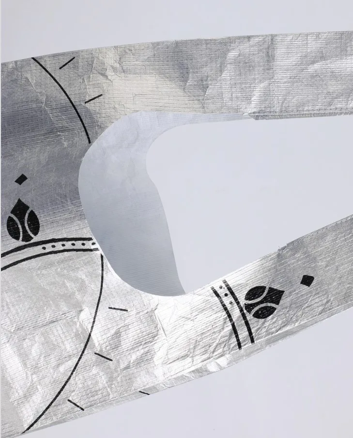 Silver color T shirt design dupont tyvek tote shopping paper bag with customized printing