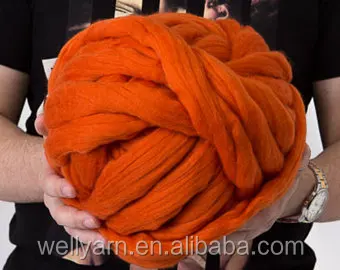 Peruvian alpaca wool poncho top sale wool roving bulk yarn for hand knitted gloves gentle, feel good