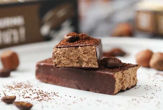 Private Label OEM Protein Bar (30-70 g)-Coconut&Cream Cookies/Coffee Hazelnut/Chocolate Almond/Matcha Cranberry Flavor