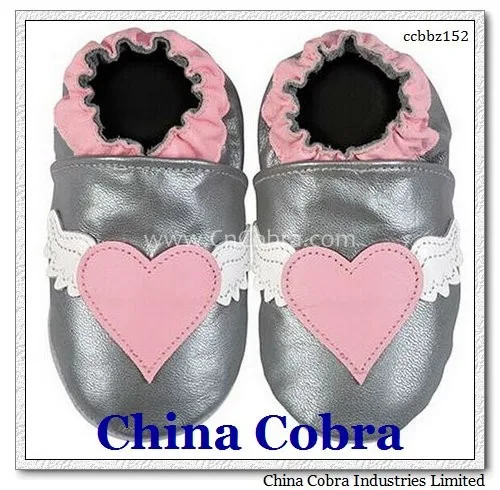 
CHINA COBRA 2021 AMAZON EBAY top selling high quality soft sole leather baby shoes baby moccasins leather moccasins slippers 