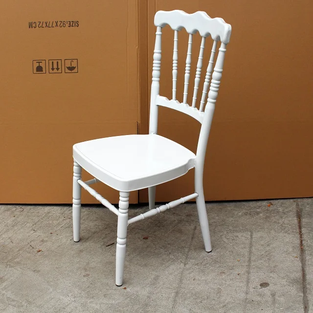 Wholesale Modern Stacking Event Napoleon Chair Popular White Wedding Chiavari Chair Made of Metal and Iron for Banquets