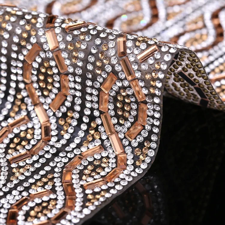 
Custom Luxury Ladies Bags Rhinestone Trimming Roll Hotfix Mesh Wholesale 