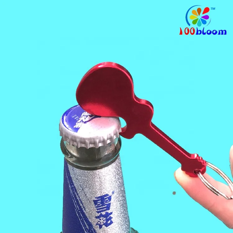 Factory directly wholesale 7.4cm aluminum guitar shape bottle opener keychain