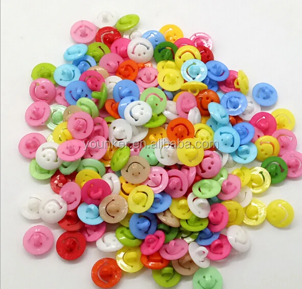Multicolor round smile face plastic buttons custom sewing round buttons