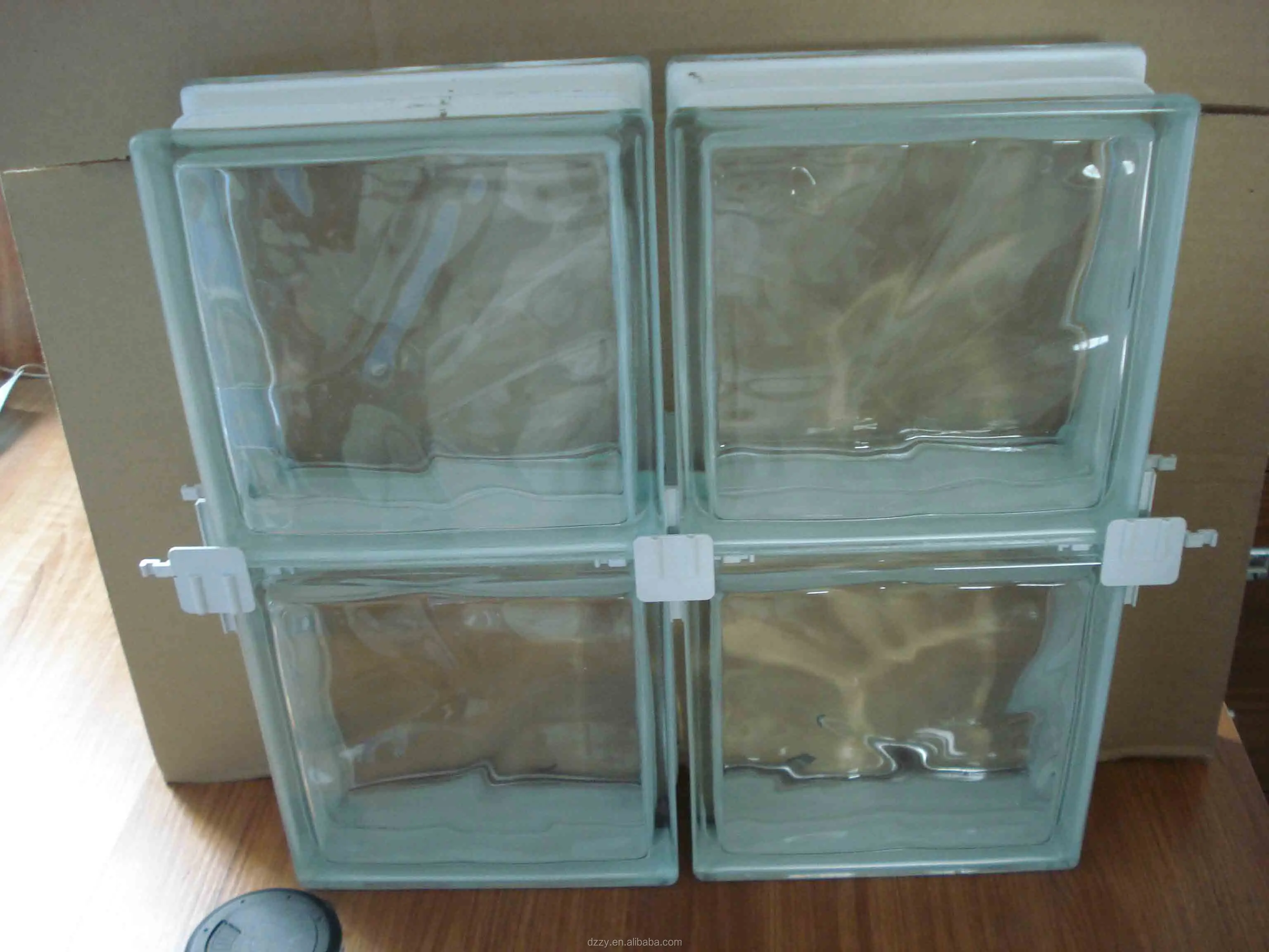 80x6mm ,80x10mm size plastic glass Block Spacer