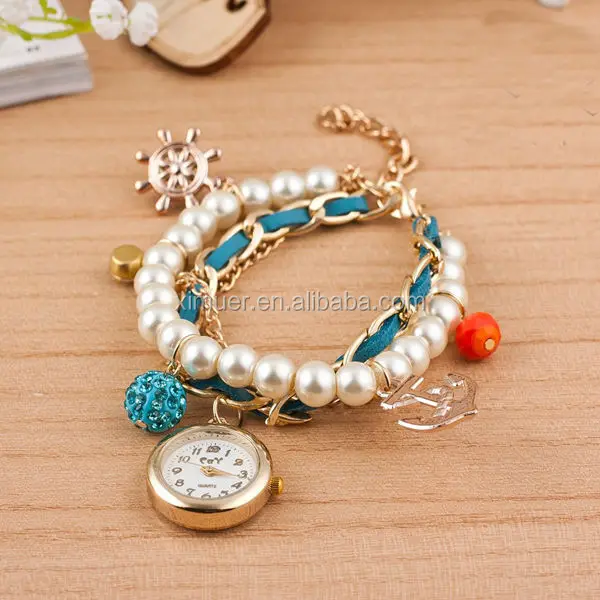 Wholesale hot lady pearl chain women fashion hand watch
