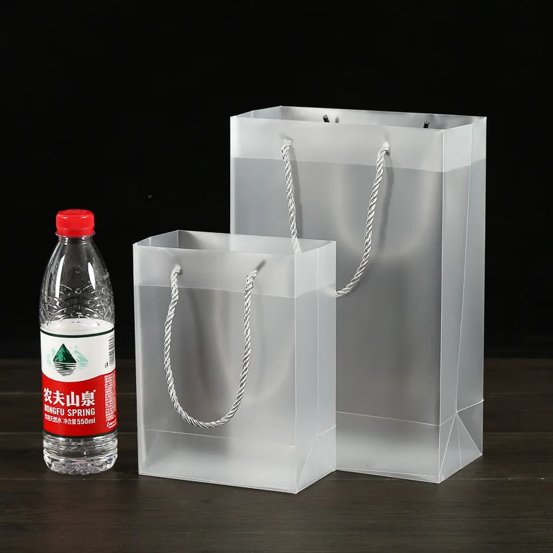 
Logo Print vinyl rope with handle hard pp Plastic shopping bag 