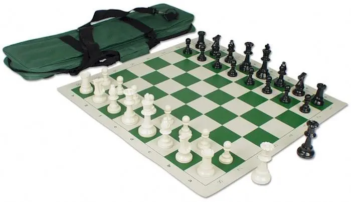 play chess games