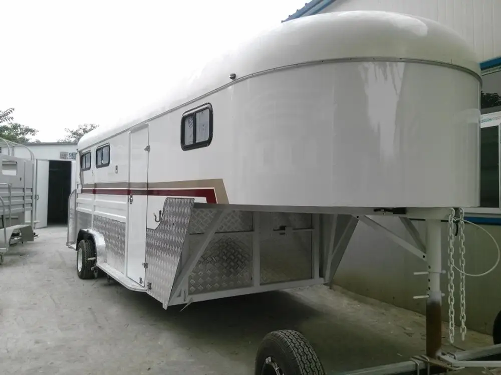 2021 Big capacity Galvanized Steel Horse Gooseneck Trailer 4 horses Transporting Cart with Living Quarter