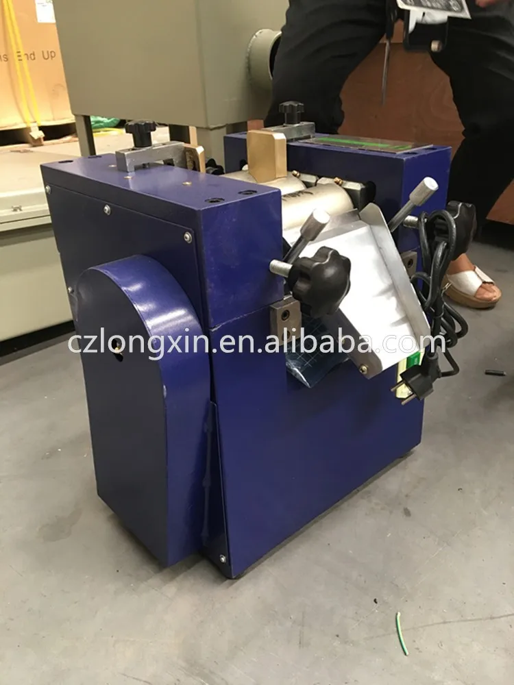 high quality lipsticks triple roll mill big tonnage  triple roller grinder  roller miller for coating