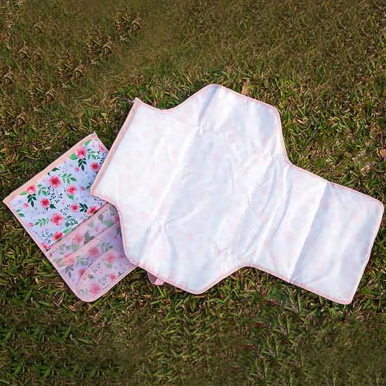 Foldable Travel Waterproof Portable Infant Changing Station Pad Diaper Baby Changing Travel Mat  With Kit Pockets