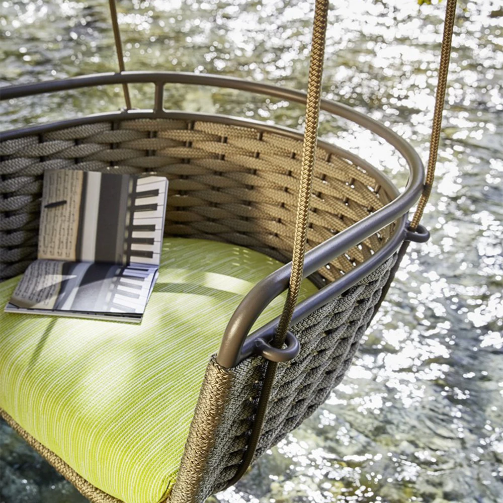 Плетеное подвесное кресло-качели из ротанга для внутреннего дворика и улицы с металлической подставкой