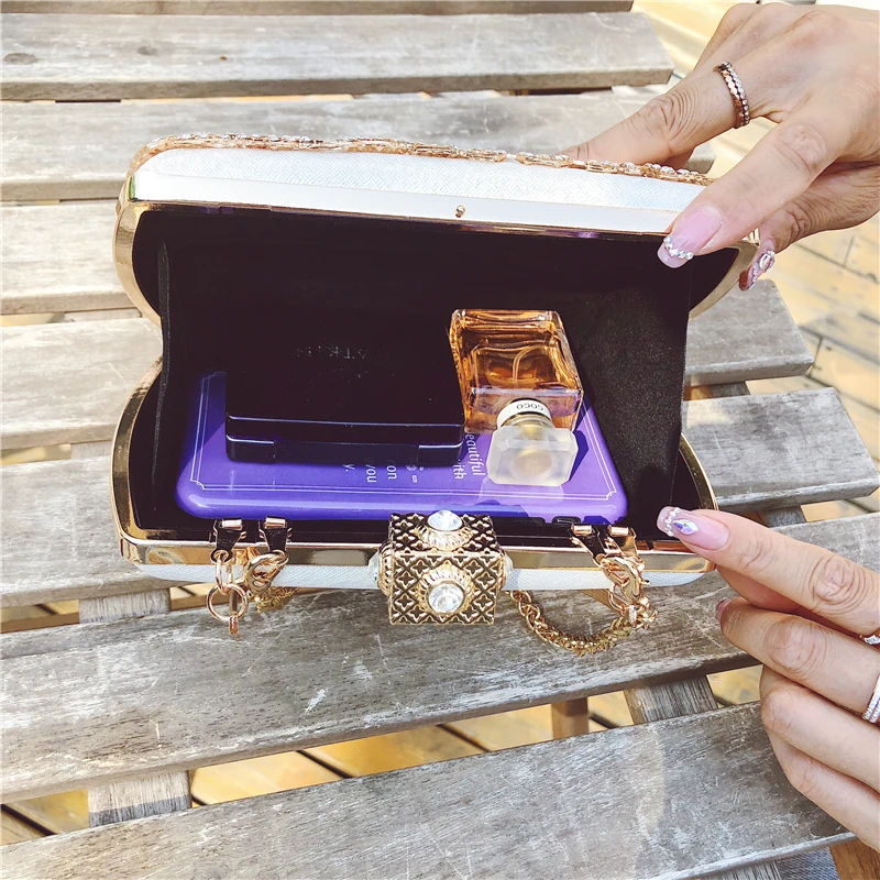 
2020 lady Diamond bag fashion Woman luxury shiny metal frame rhinestone clutch evening bag 