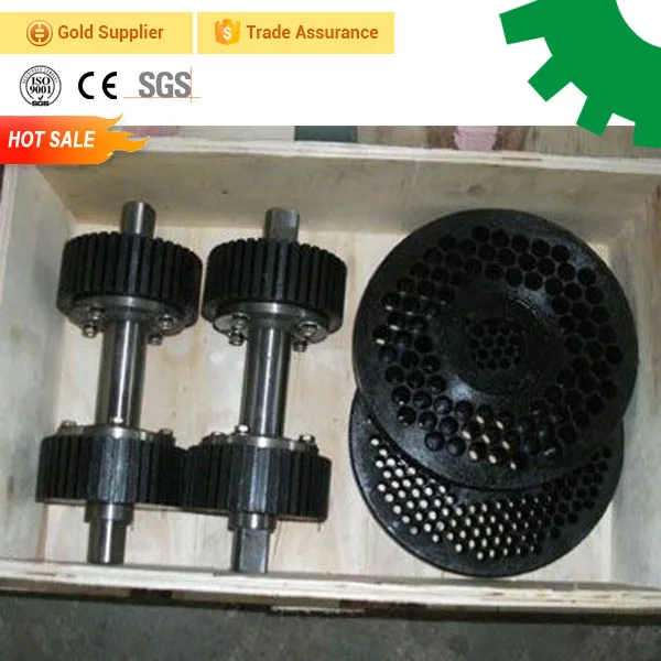 HOT Sale mini small flat die dog fish food pellet making machines at home