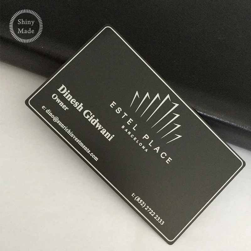 
Custom low price high quality frosted metal card, engraved fashionable logo on black business card 