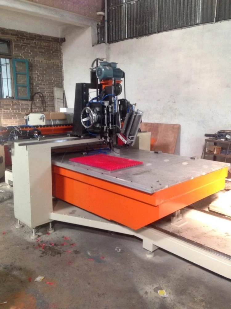 2 axis industrial brush broom machine manufacturer