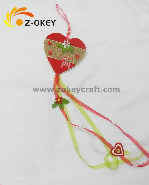 Heart and Reindeer Shape Felt Christmas Decoration with Buttons Decors and Ribbons
