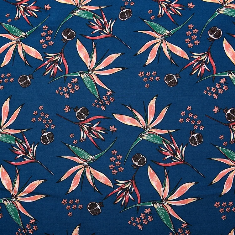 New fashion design 100 percent rayon viscose fabric plain fabrics  rayon woven printing  fabric with good quality