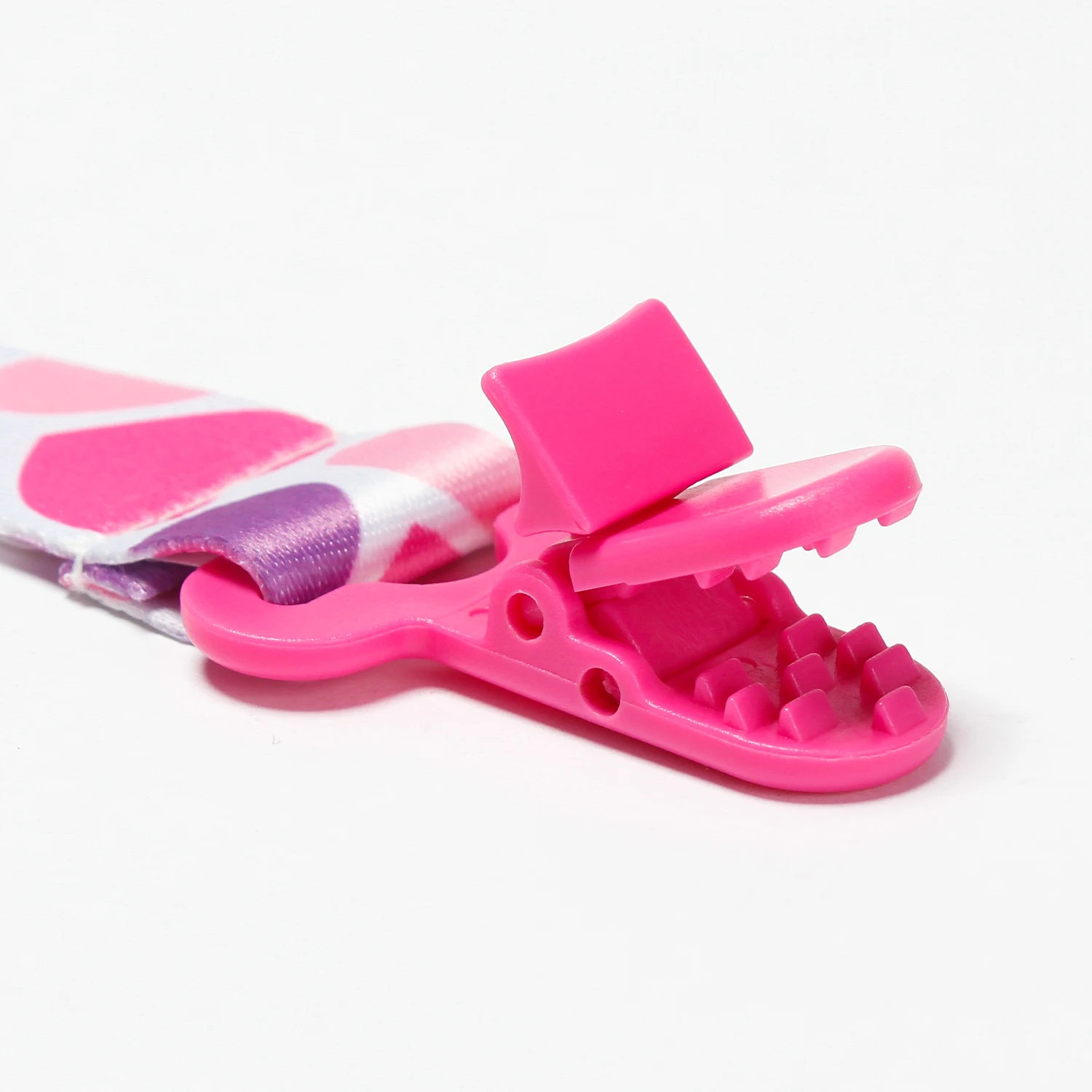 
Baby safety silver cartoon cute pacifier with clip 