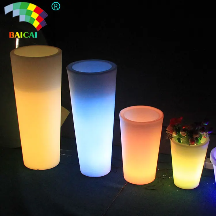Big Plastic LED Flower Pot Light Color Changing Luminous Floor Vase For Garden Living Room Bedroom Dining Room Decoration Pots