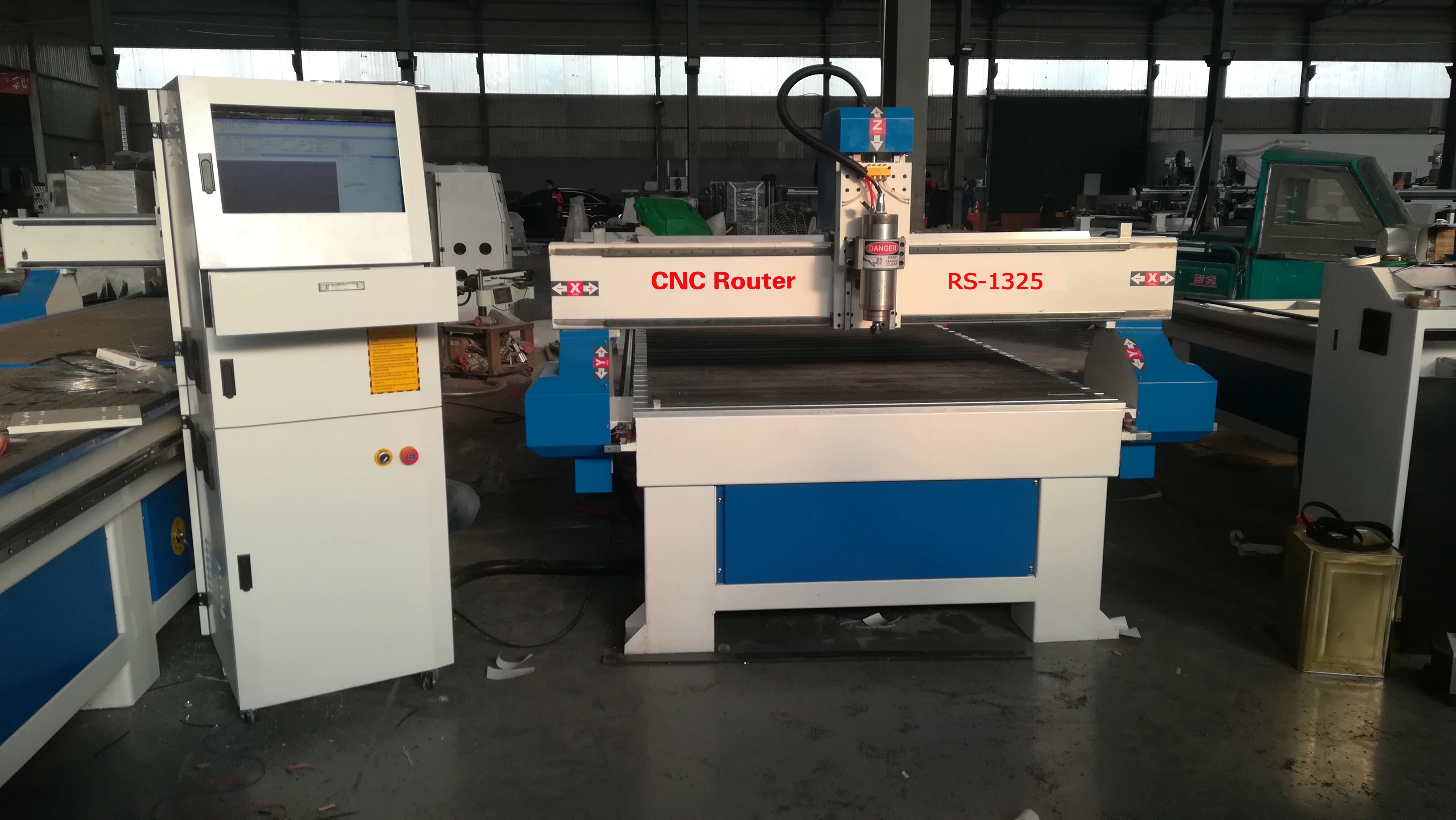 cheap factory price 1325 3d CNC Wood carving router machine with 3kw water cooling spindle