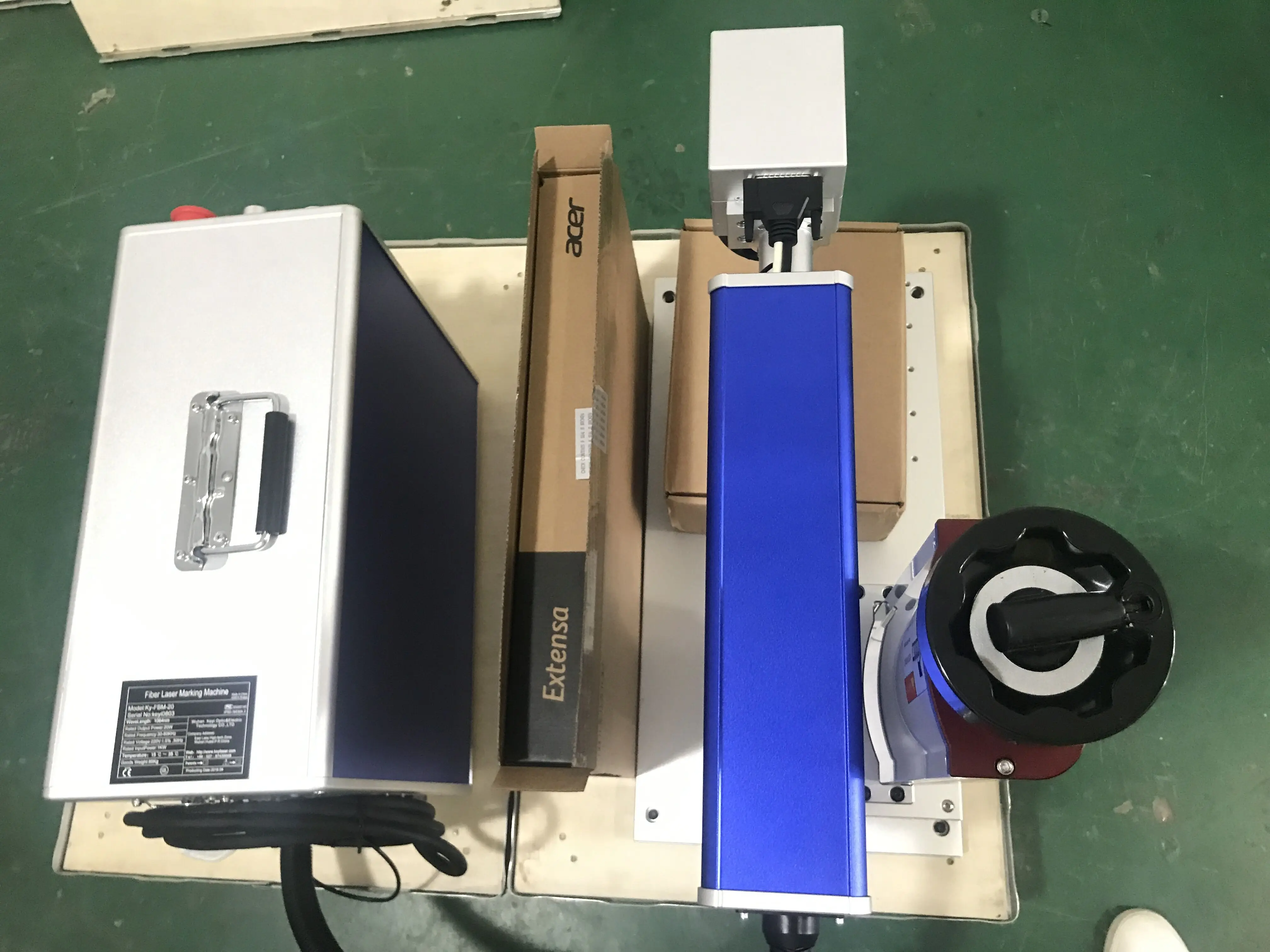 KEYILASER Portable Mini Laser Marker Raycus JPT 3D 20W 30W 50W 60W 100W Fiber Laser Marking Machine for Metal