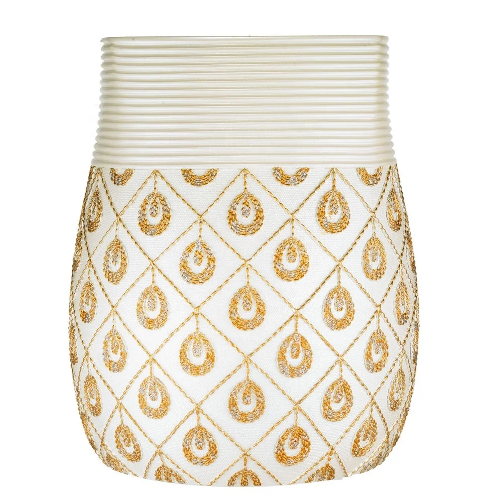 Home Goods Modern Kids Luxury Bathroom Toilet Decor Polyresin 6 Piece Bath Accessories Set in Gold for Children Gift Collection