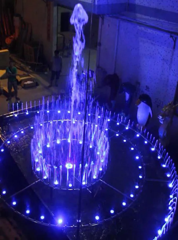 Garden decoration make design painting a water fountain