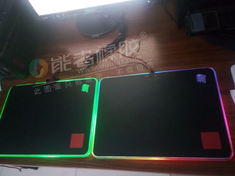 Manufacturer gaming mouse pad with RGB / LED acrylic mouse pad with shining led cable